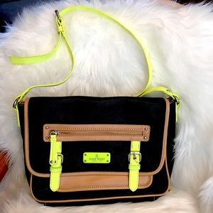 Nine West shoulder bag with multiple interior exterior compartments